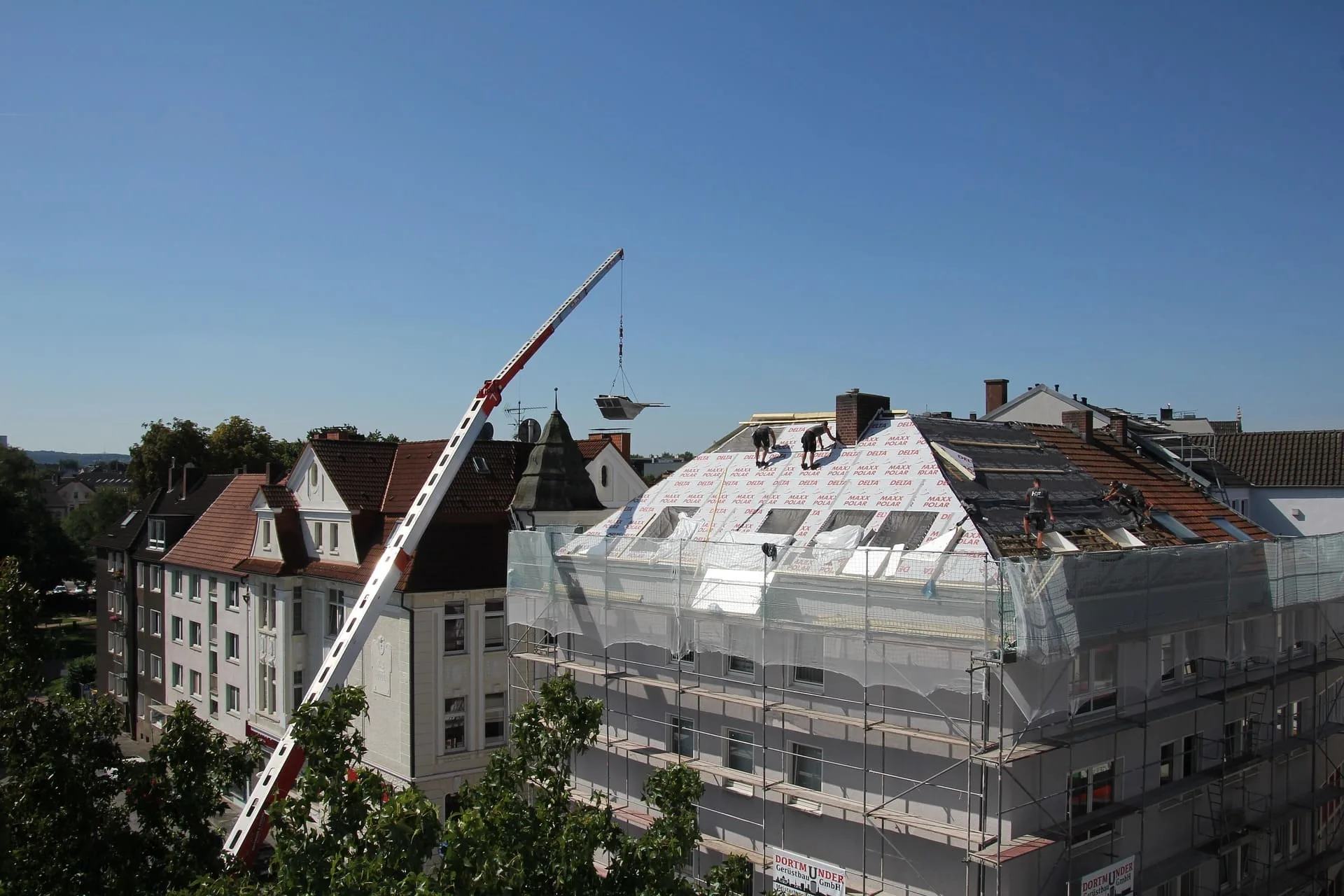 HF Roofing Contractor team providing roofing services in Takoma Park MD